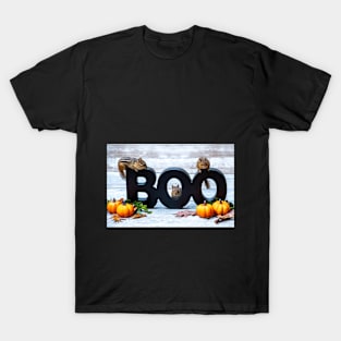 Chipmunks hang out on a Halloween sign T-Shirt